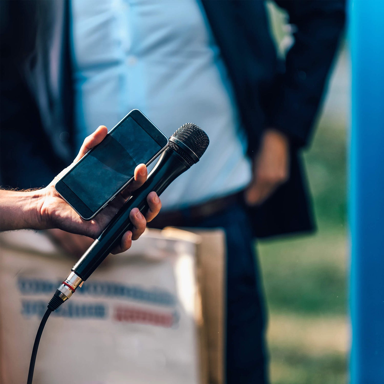 3.5 mm Microphones and USB port Mics
